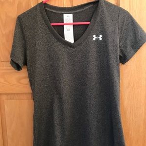 Under Armour v neck
